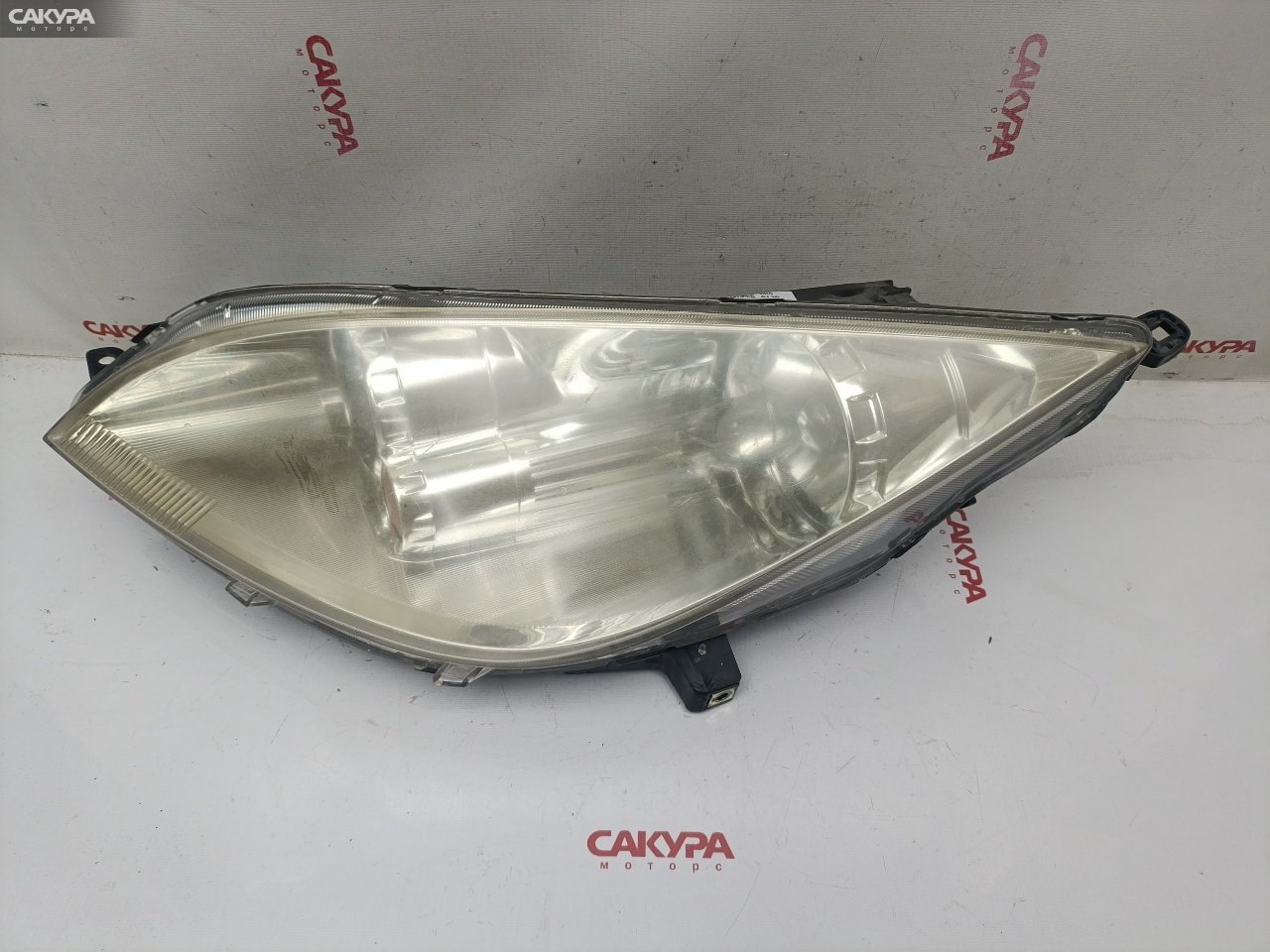Фара левая Mitsubishi Colt Z25A 4G19 P2970: купить в Сакура Красноярск.