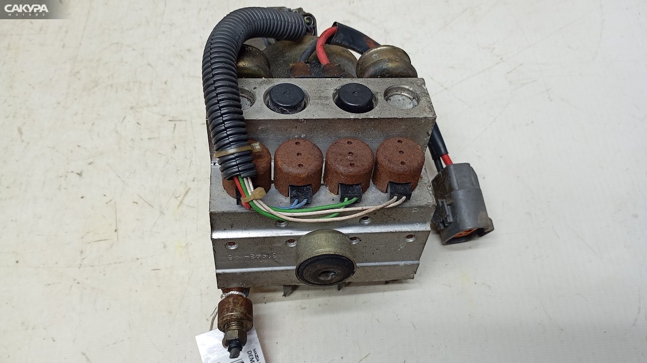 Блок ABS Mazda Demio DW5W B5-ME: купить в Сакура Красноярск.