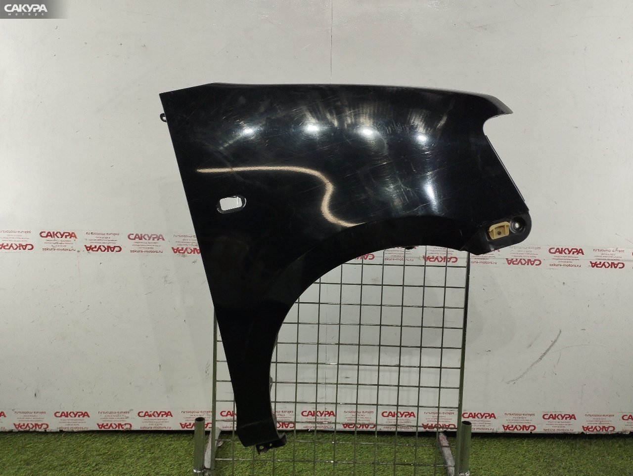 Крыло переднее правое Suzuki Wagon R Solio ME34S M13A: купить в Сакура Красноярск.