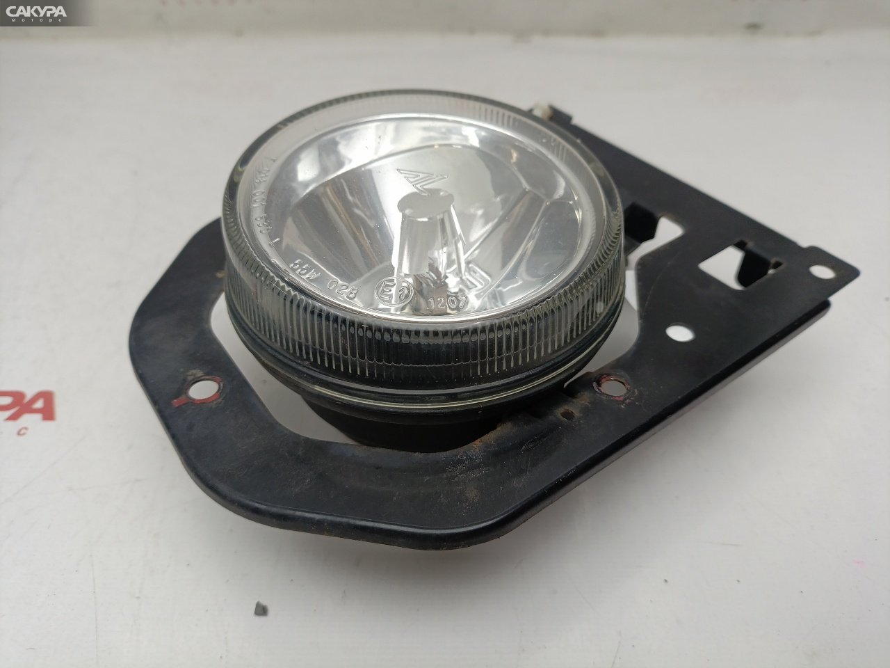 Фара противотуманная левая Suzuki Wagon R Solio ME34S M13A F014001630: купить в Сакура Красноярск.
