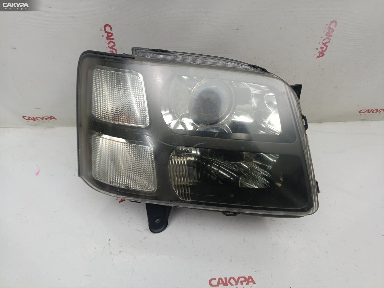 Фара правая Suzuki Wagon R Solio ME34S M13A P1368: купить в Сакура Красноярск.