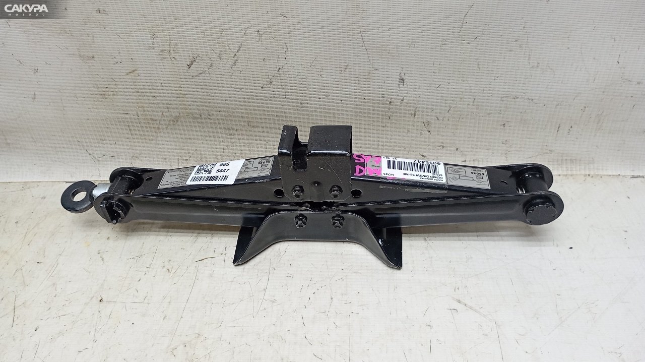 Домкрат Mazda Demio DW3W B3-ME: купить в Сакура Красноярск.