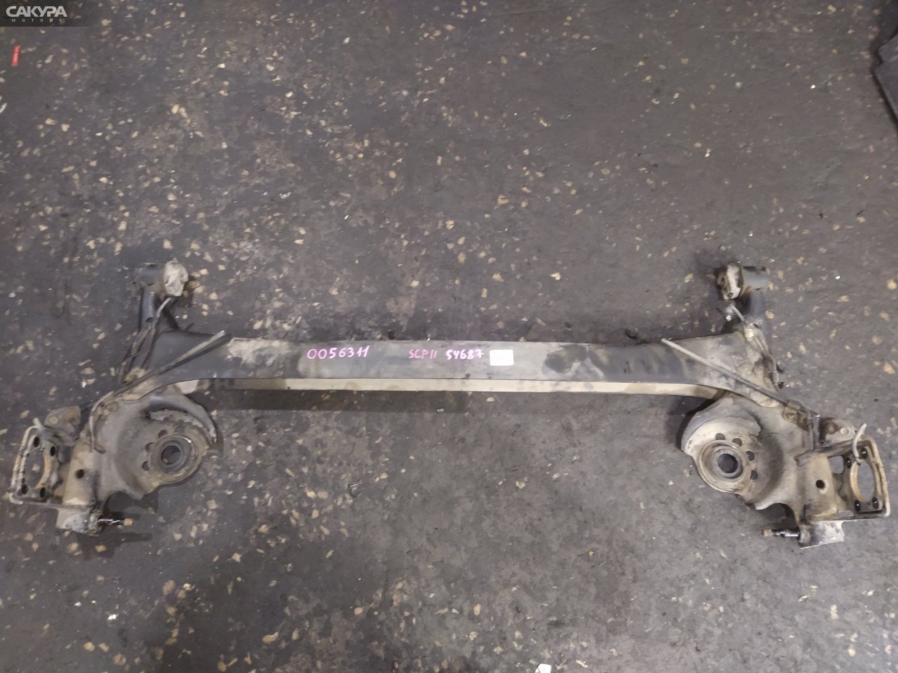 Балка поперечная задняя Toyota Platz SCP11 1SZ-FE: купить в Сакура Красноярск.