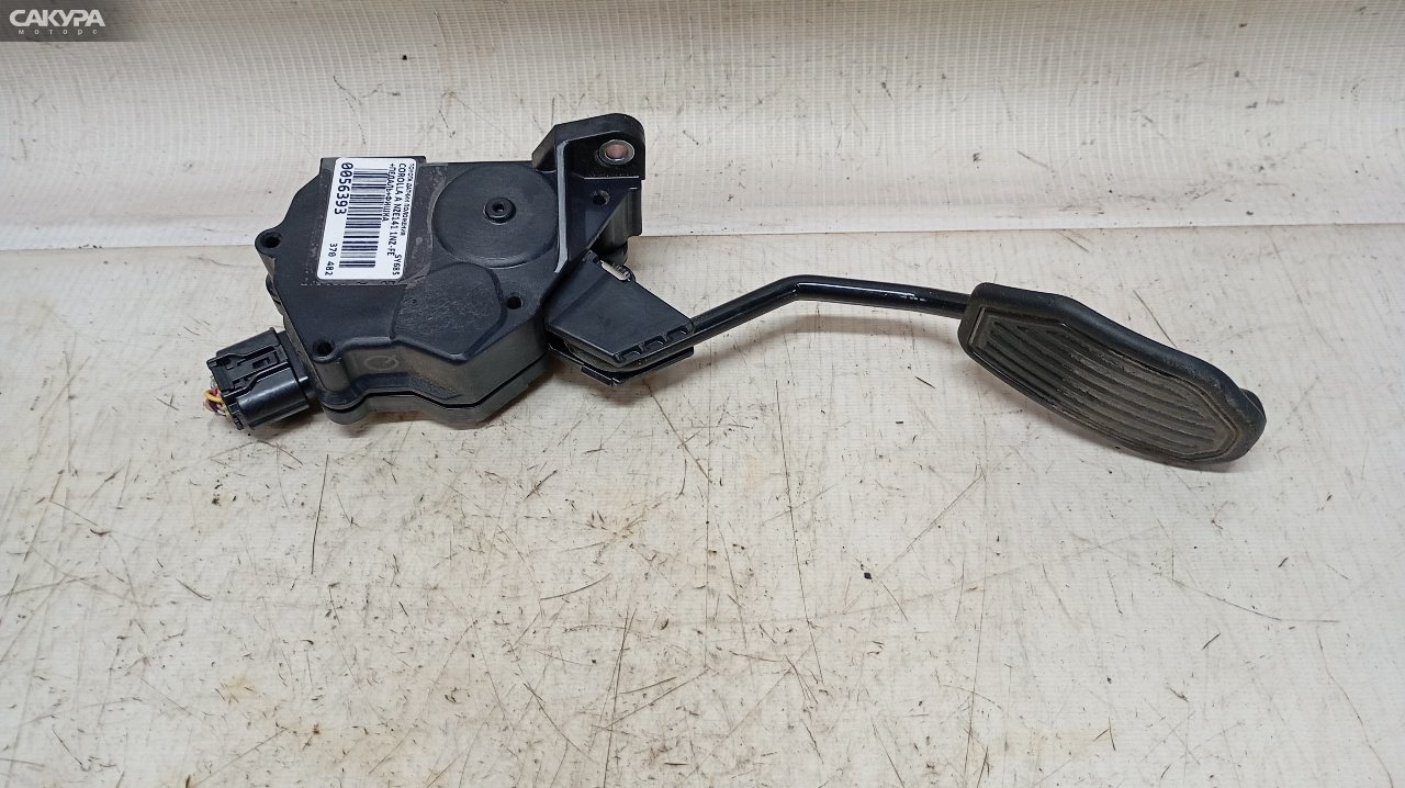 Датчик положения педали акселератора Toyota Corolla Axio NZE141 1NZ-FE: купить в Сакура Красноярск.