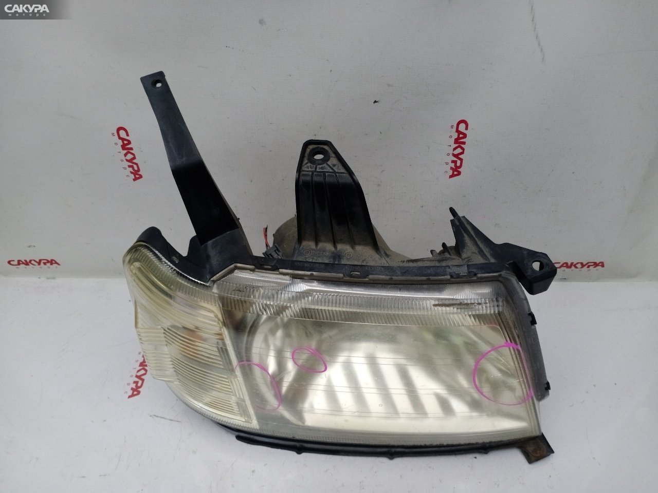 Фара правая Honda Stepwgn RF3 K20A P1705: купить в Сакура Красноярск.