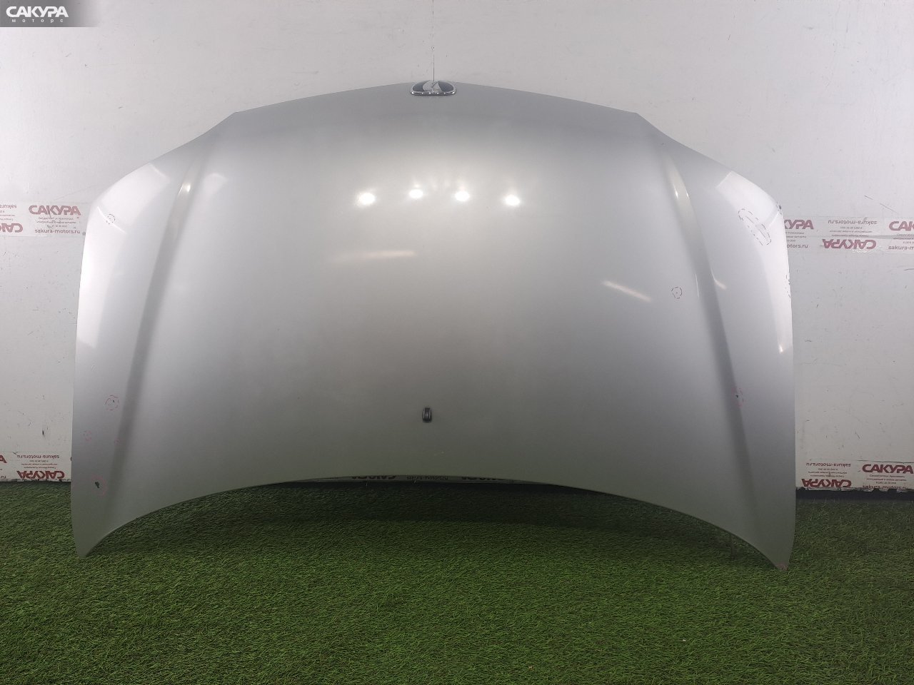 Капот Toyota Platz SCP11 1SZ-FE: купить в Сакура Красноярск.