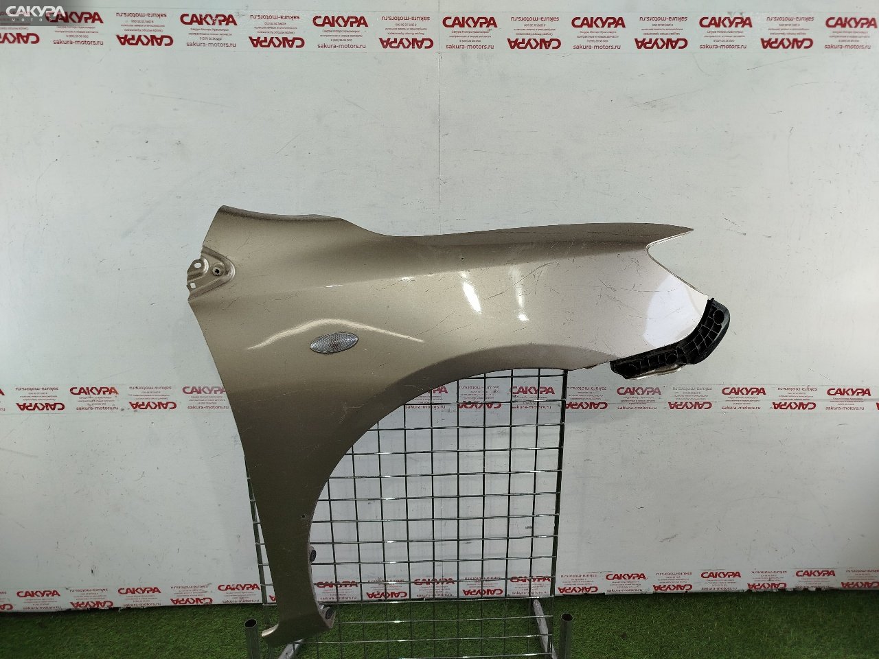 Крыло переднее правое Toyota Corolla Axio NZE141 1NZ-FE: купить в Сакура Красноярск.