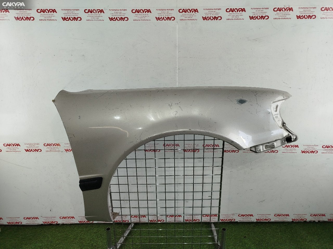 Крыло переднее правое Toyota Corolla AE110 5A-FE: купить в Сакура Красноярск.