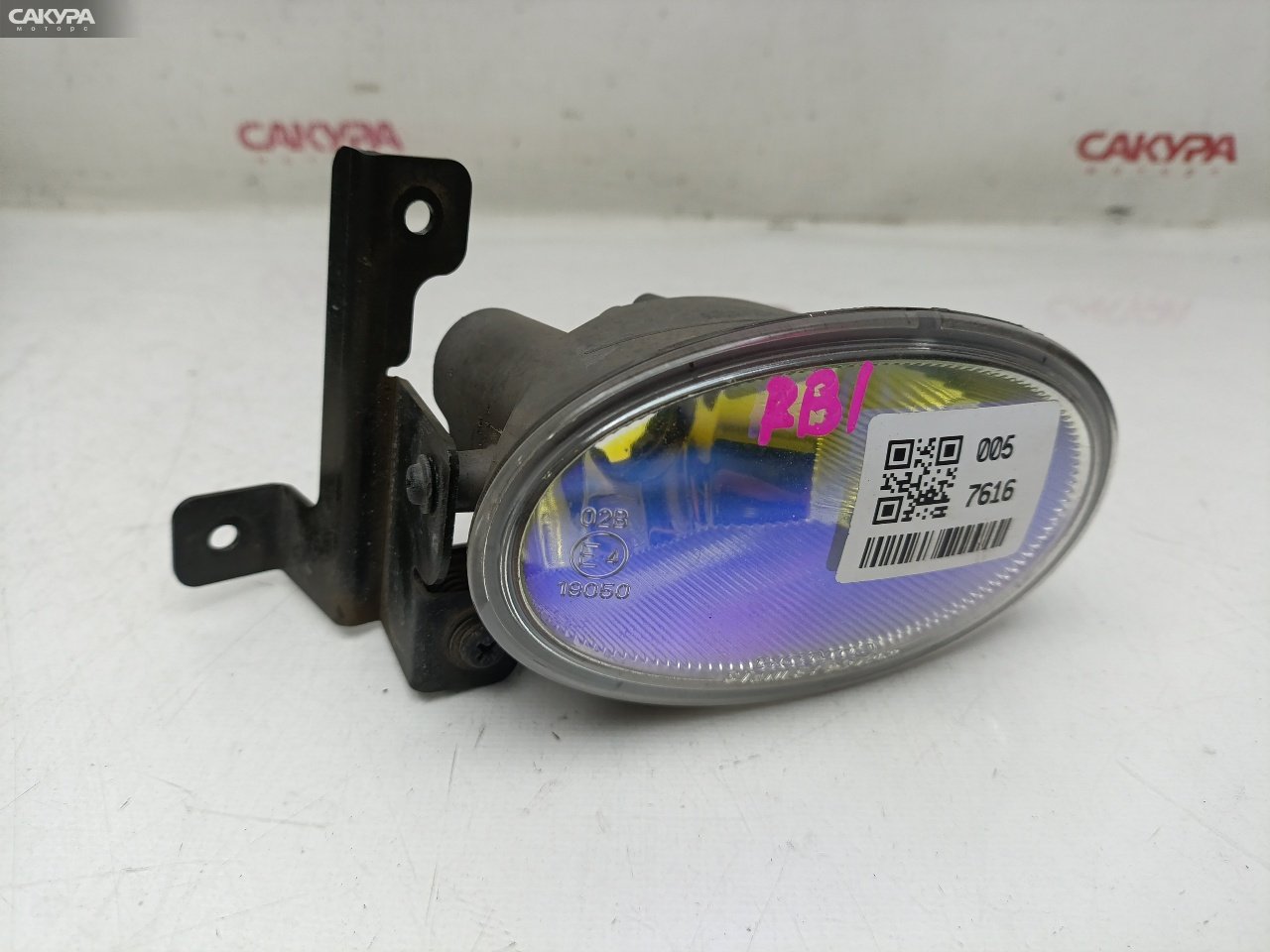 Фара противотуманная правая Honda Odyssey RB1 K24A P3726: купить в Сакура Красноярск.
