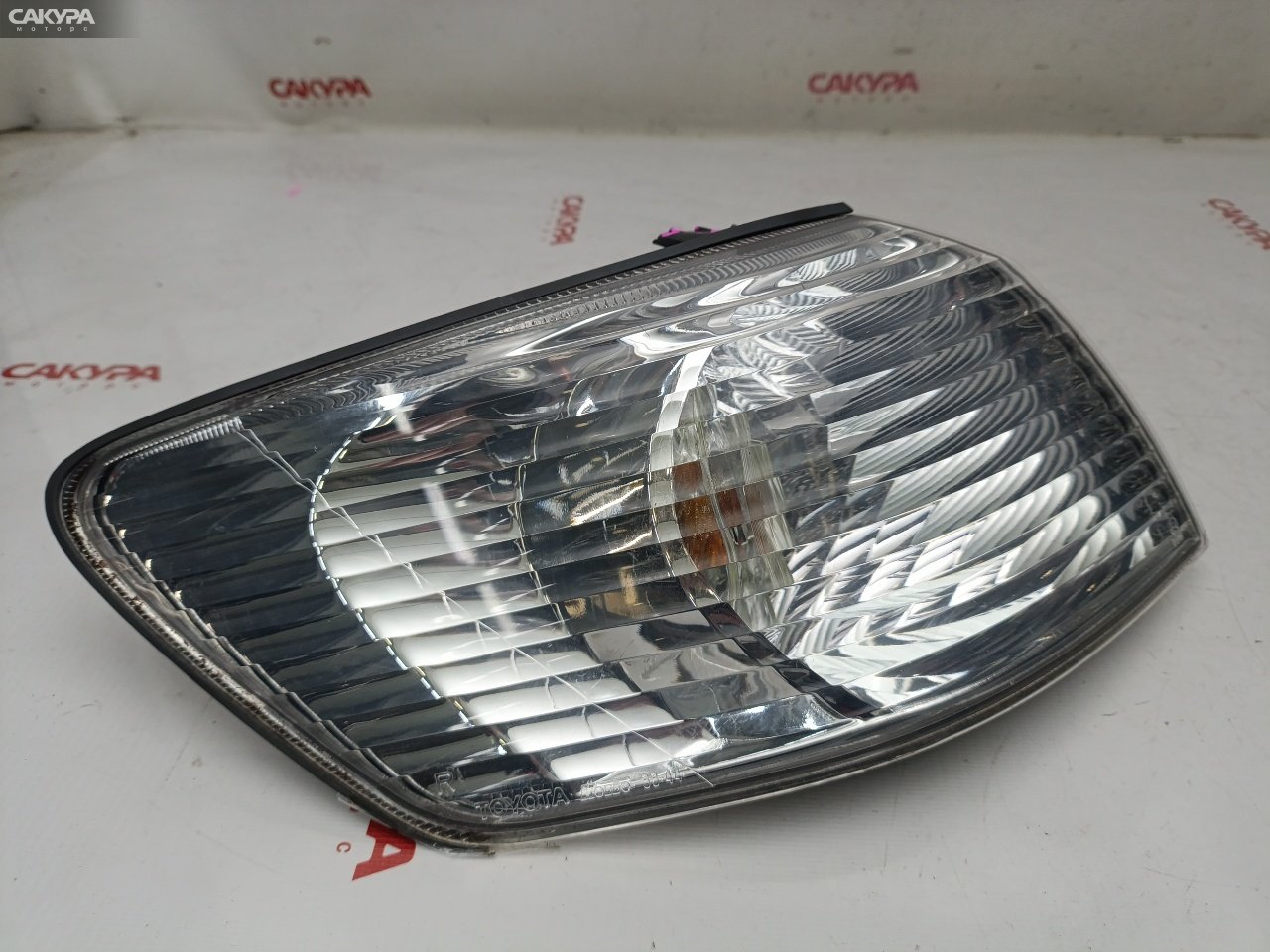 Габарит правый Toyota Camry Gracia SXV20 5S-FE 33-44: купить в Сакура Красноярск.