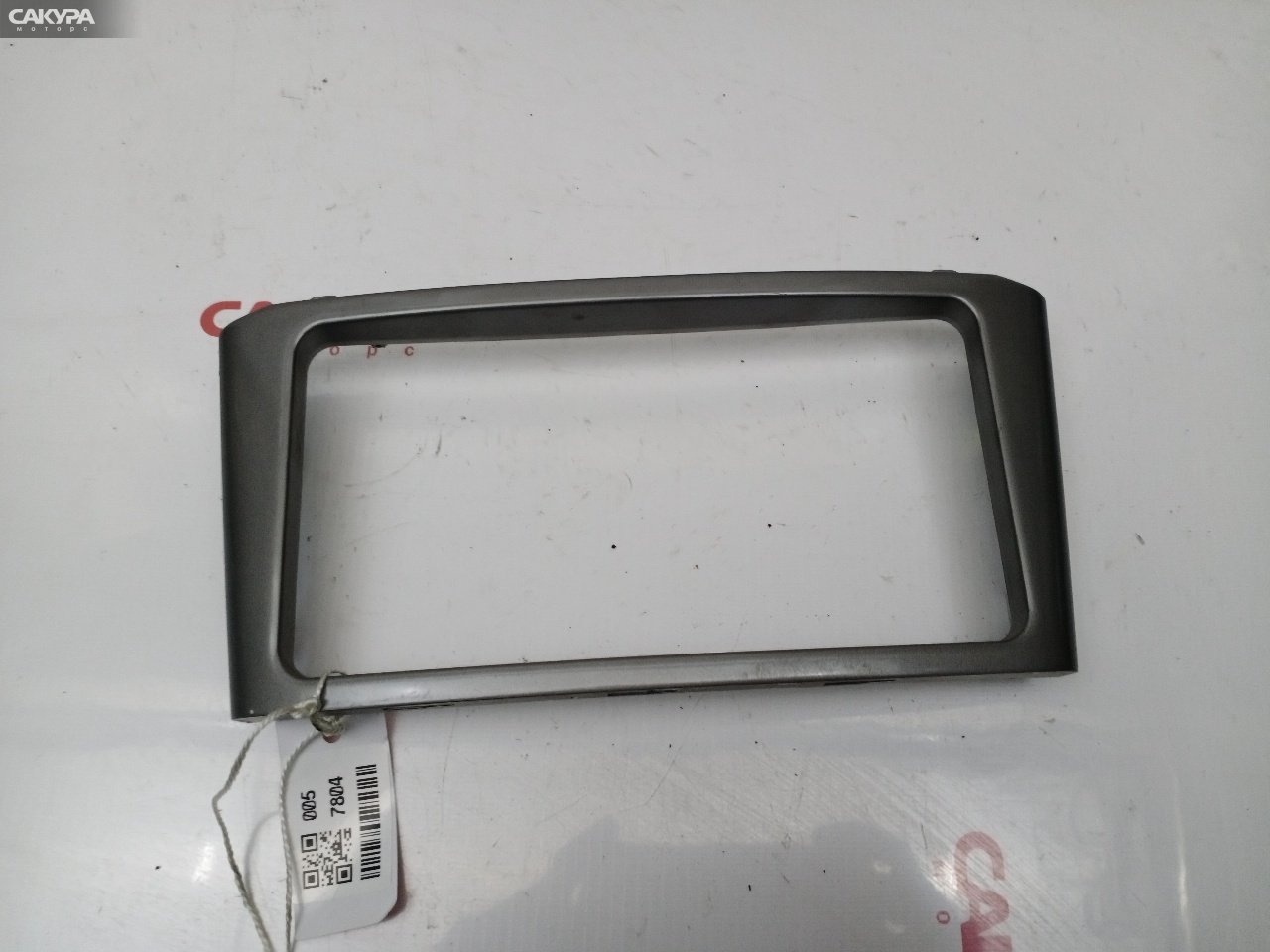 Рамка магнитолы Toyota Avensis AZT250 1AZ-FSE: купить в Сакура Красноярск.