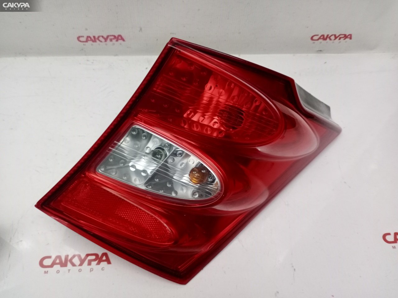 Фонарь стоп-сигнала правый Honda Freed GB4 L15A D065: купить в Сакура Красноярск.
