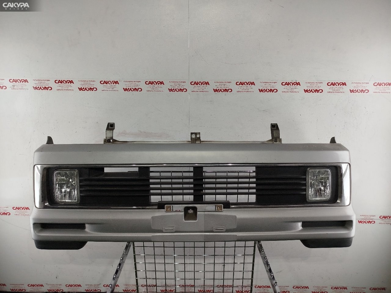 Бампер передний Daihatsu Atrai S220G EF-DET 100-51645: купить в Сакура Красноярск.