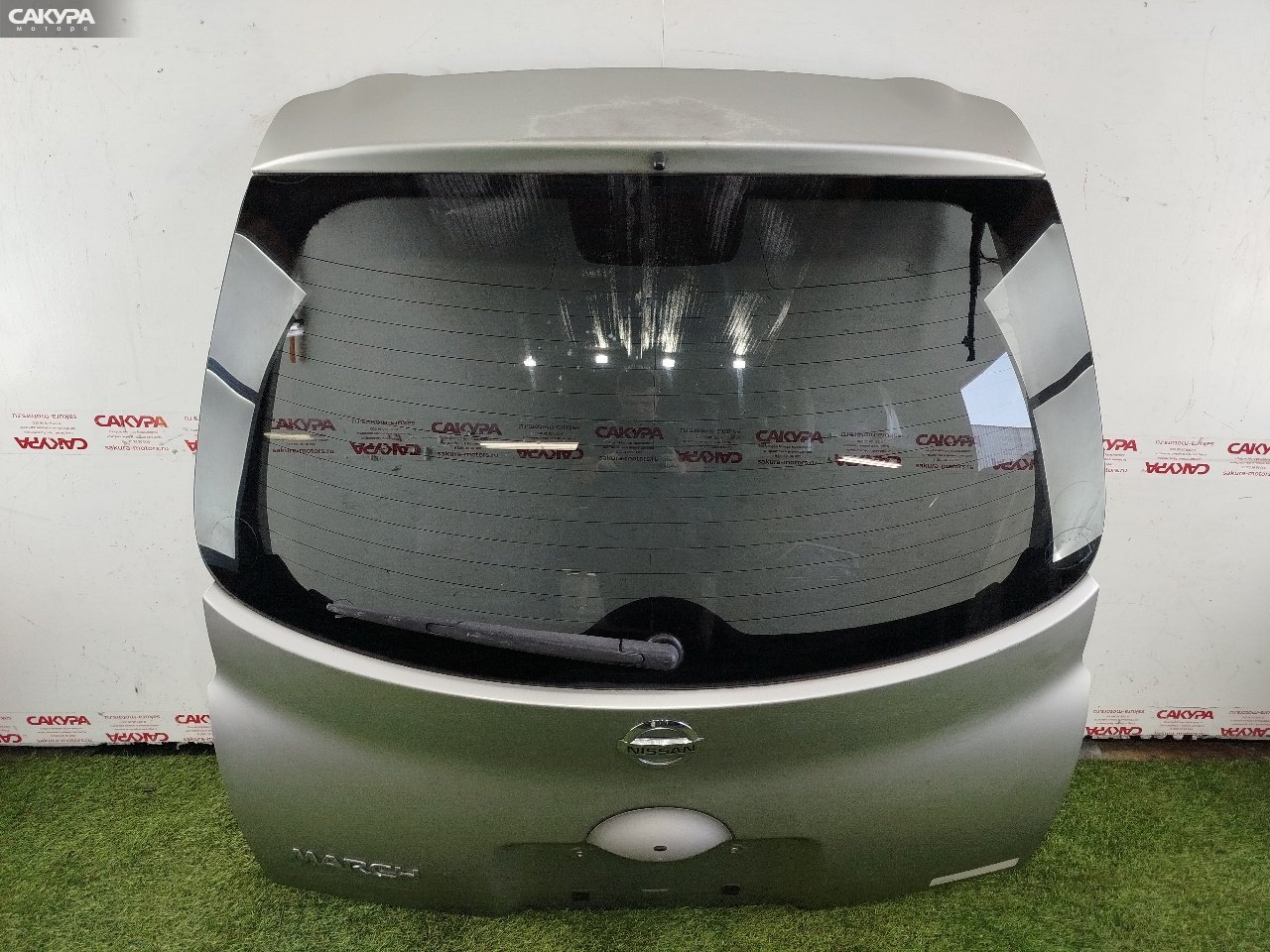 Дверь багажника Nissan March AK12 CR12DE: купить в Сакура Красноярск.