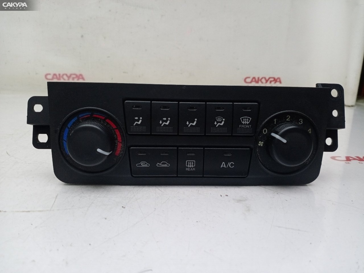 Блок управления климат-контролем Mazda Demio DW5W B5-E: купить в Сакура Красноярск.