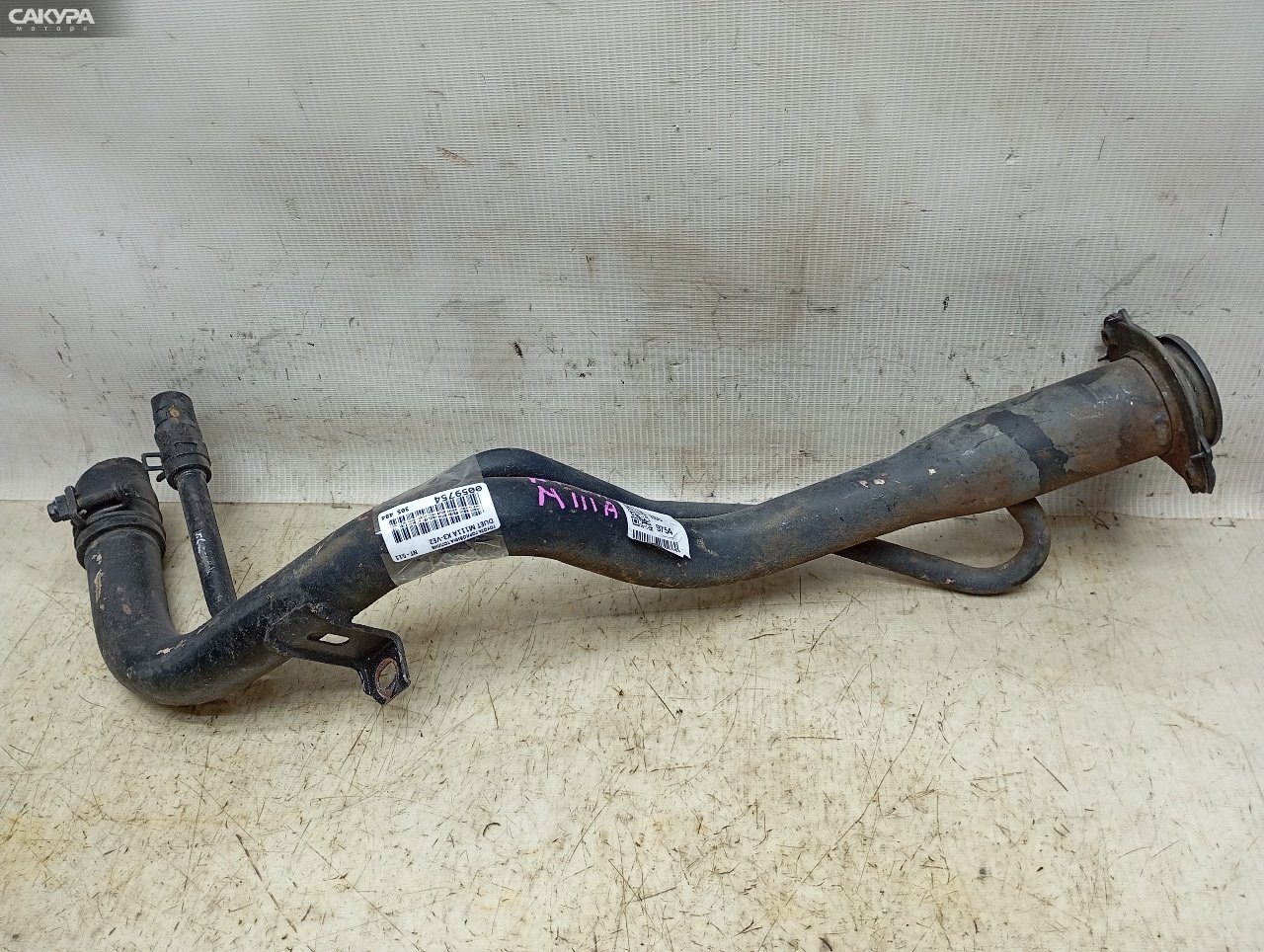 Горловина топливного бака Toyota Duet M111A K3-VE2: купить в Сакура Красноярск.