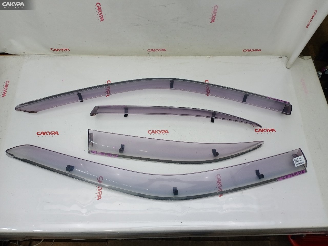 Ветровик Nissan Sunny FB15 QG15DE: купить в Сакура Красноярск.
