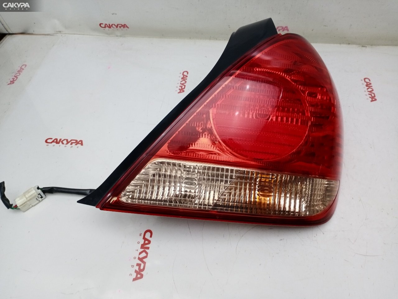 Фонарь стоп-сигнала правый Nissan Bluebird Sylphy QG10 QG18DE 4978: купить в Сакура Красноярск.