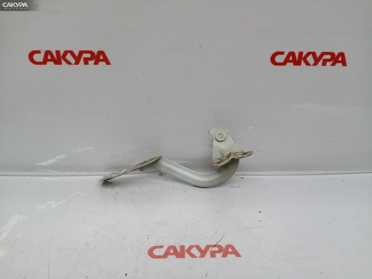 Кронштейн капота левый Suzuki Alto HA36S R06A: купить в Сакура Красноярск.