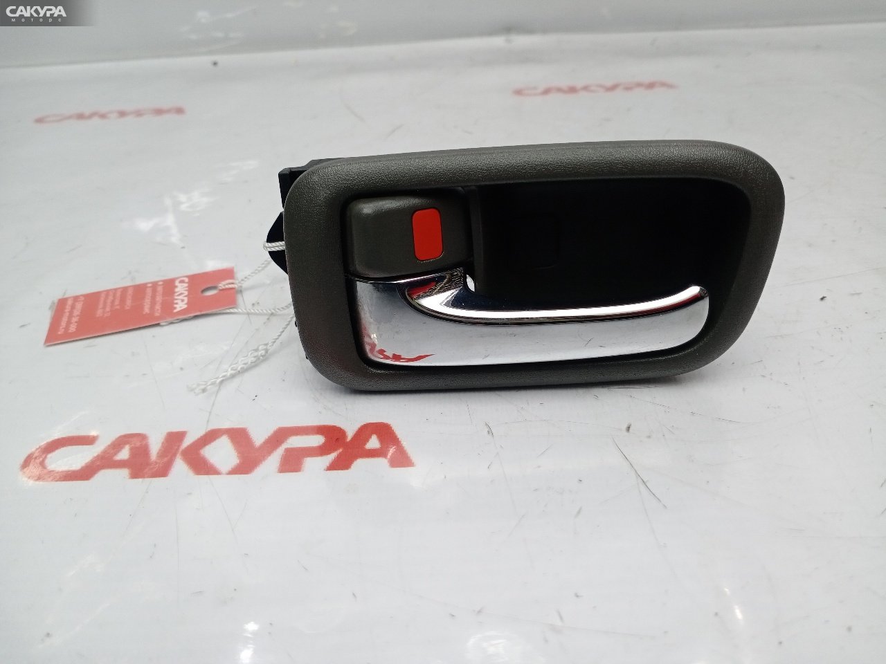 Ручка двери внутренняя задняя левая Toyota Chaser GX100 1G-FE: купить в Сакура Красноярск.