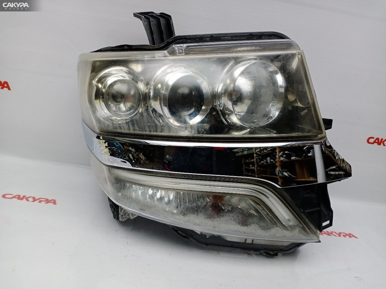 Фара правая Honda N-BOX CUSTOM JF1 S07A 100-62038: купить в Сакура Красноярск.