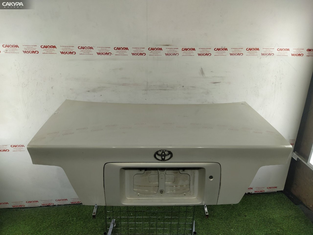 Крышка багажника Toyota Chaser GX100 1G-FE: купить в Сакура Красноярск.