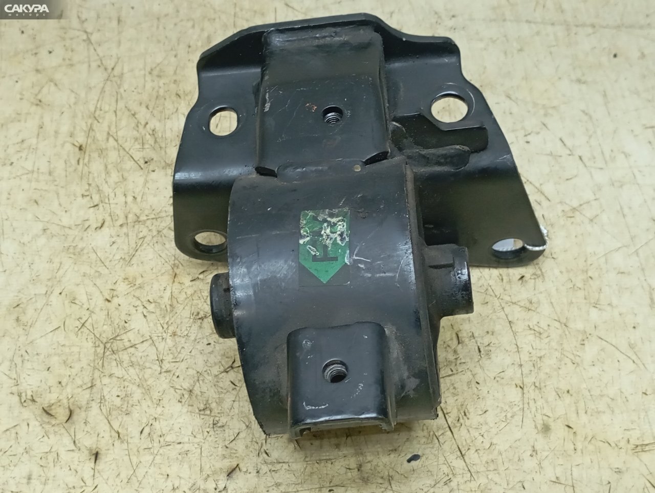 Подушка двигателя левая Toyota Vista AZV50 1AZ-FSE: купить в Сакура Красноярск.