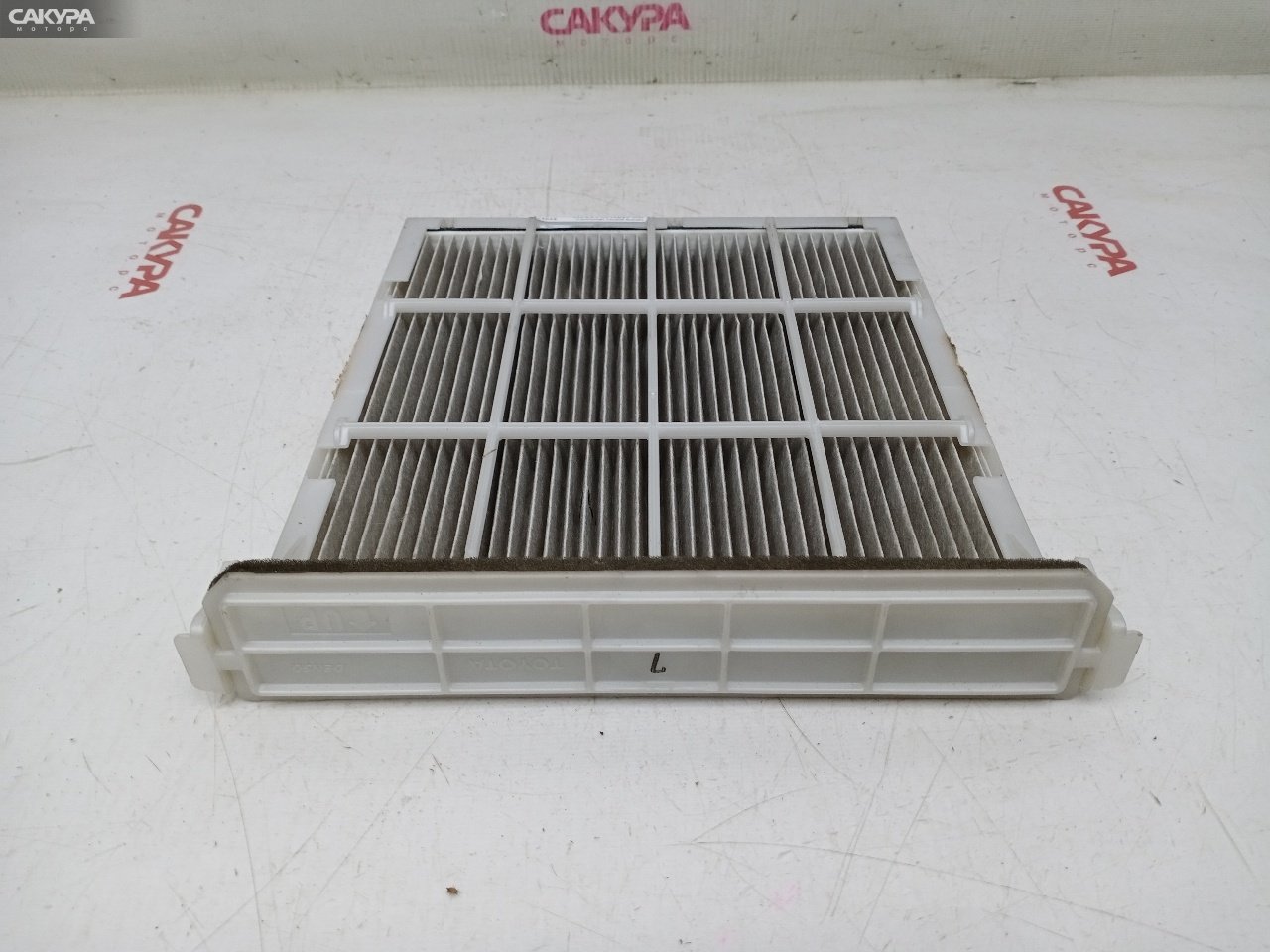 Корпус салонного фильтра Toyota Isis ANM10G 1AZ-FSE: купить в Сакура Красноярск.