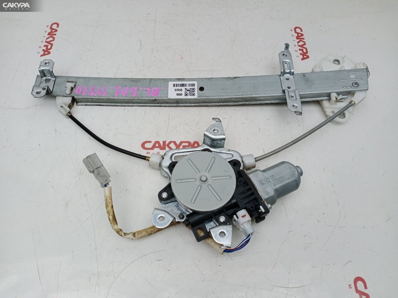 Стеклоподъемник задний левый Honda FIT GD1 L13A: купить в Сакура Красноярск.