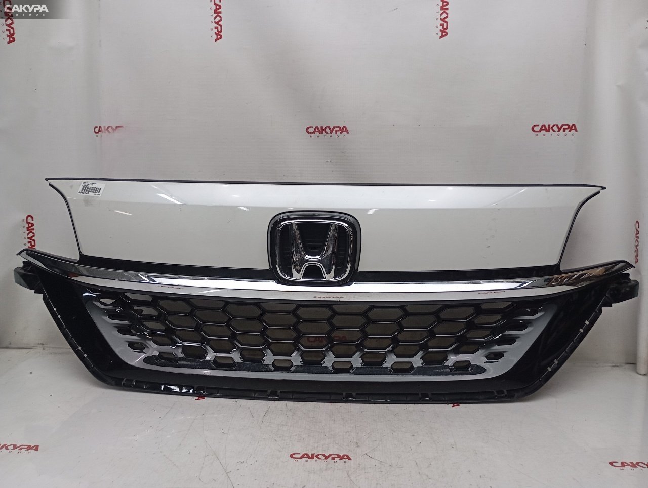 Решетка радиатора Honda Freed GB6 L15B: купить в Сакура Красноярск.