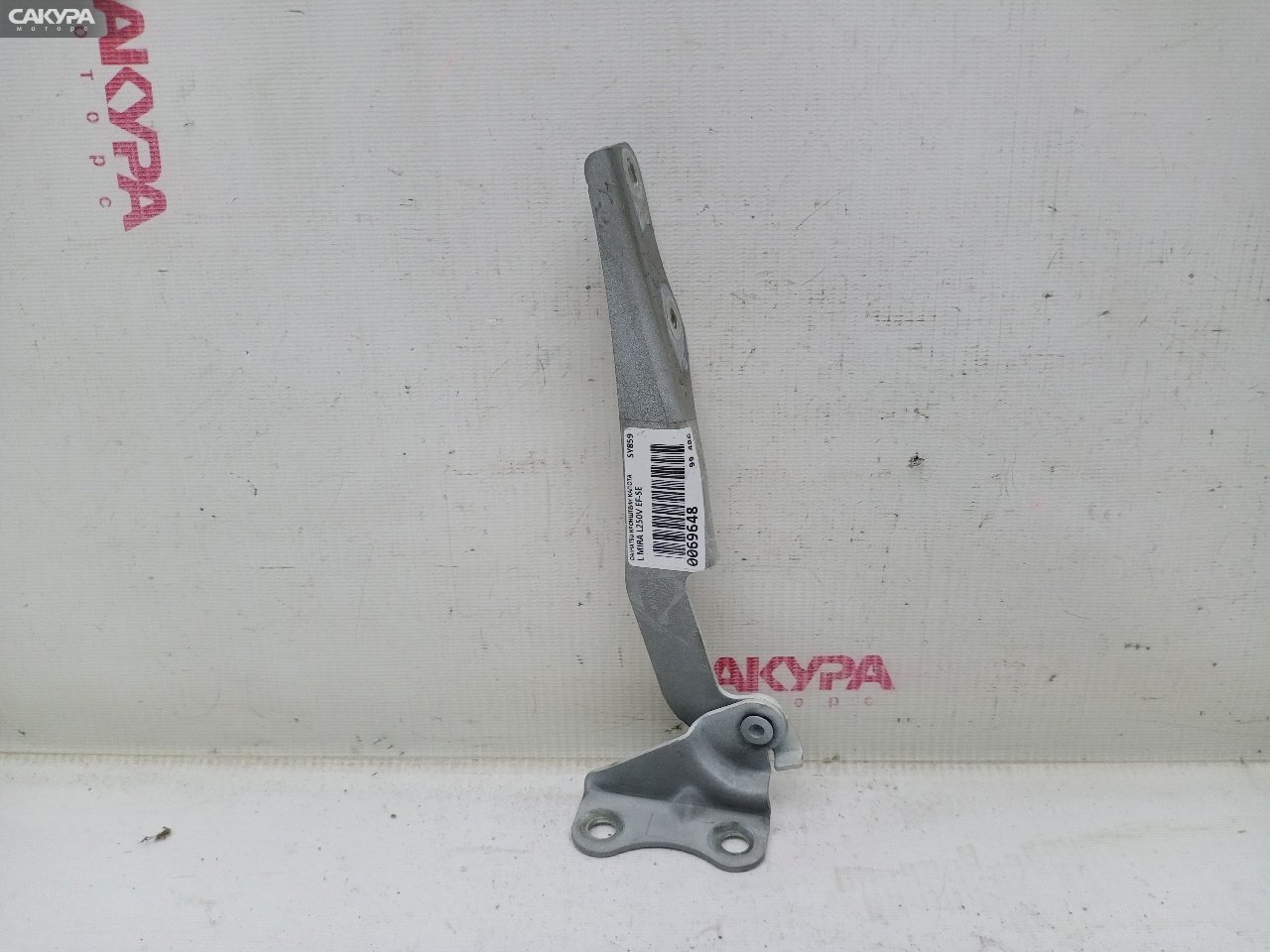 Кронштейн капота левый Daihatsu Mira L250V EF-SE: купить в Сакура Красноярск.