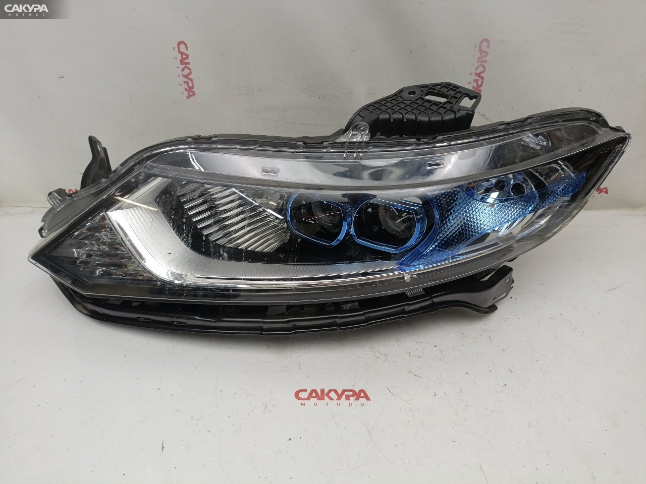 Фара левая Honda Jade FR4 LEB W2345: купить в Сакура Красноярск.