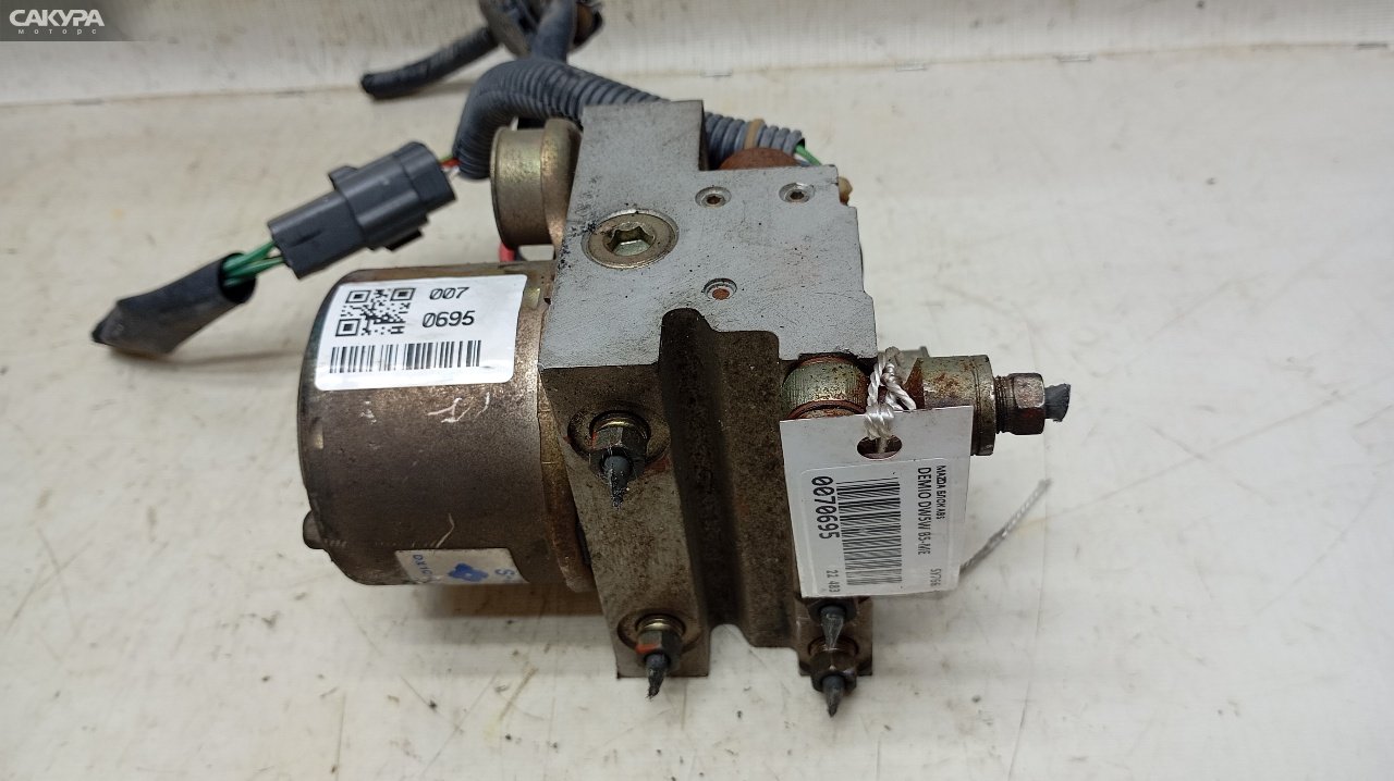 Блок ABS Mazda Demio DW5W B5-ME: купить в Сакура Красноярск.
