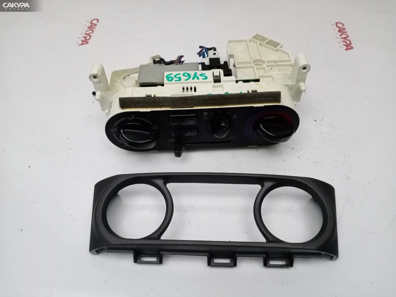 Блок управления климат-контролем Nissan Sunny FB15 QG15DE: купить в Сакура Красноярск.