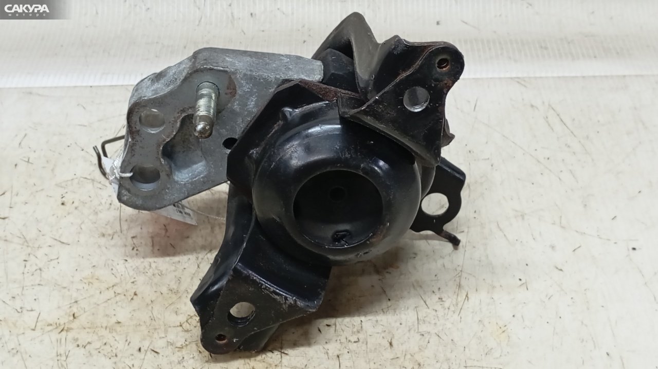 Подушка двигателя правая Toyota Vitz SCP10 1SZ-FE: купить в Сакура Красноярск.