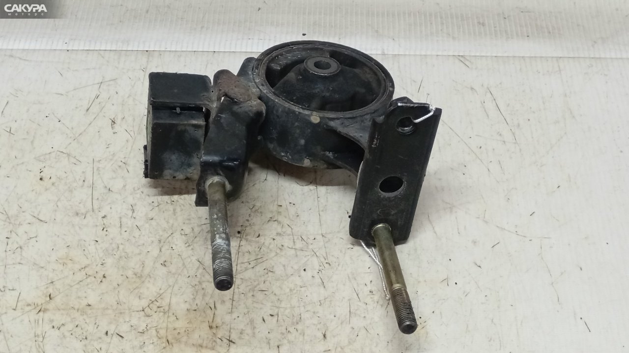 Подушка двигателя задняя Toyota Vitz SCP13 2SZ-FE: купить в Сакура Красноярск.