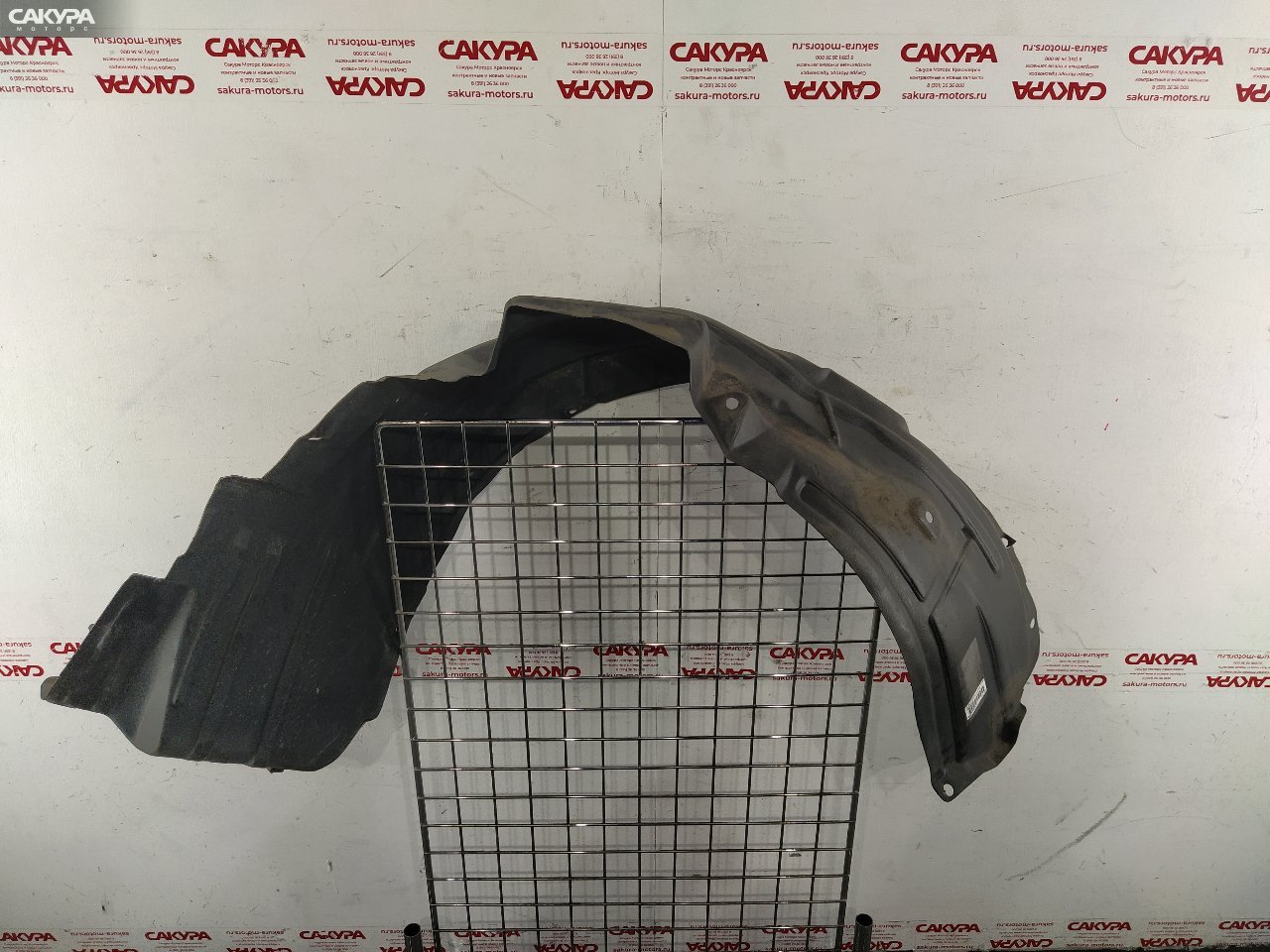 Подкрылок передний правый Toyota Gaia ACM10G 1AZ-FSE: купить в Сакура Красноярск.