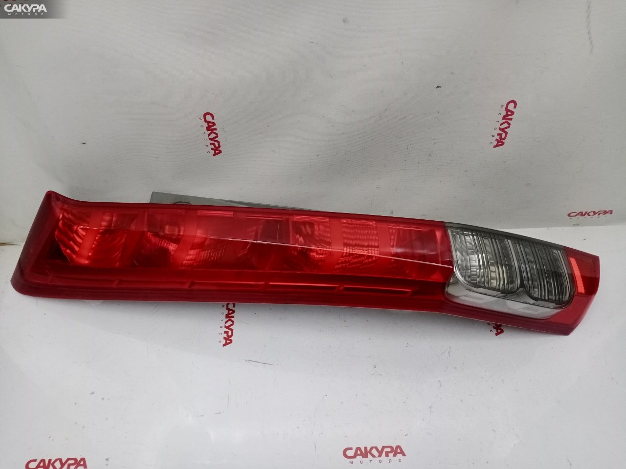 Фонарь стоп-сигнала левый Honda Stream RN6 R18A D038: купить в Сакура Красноярск.