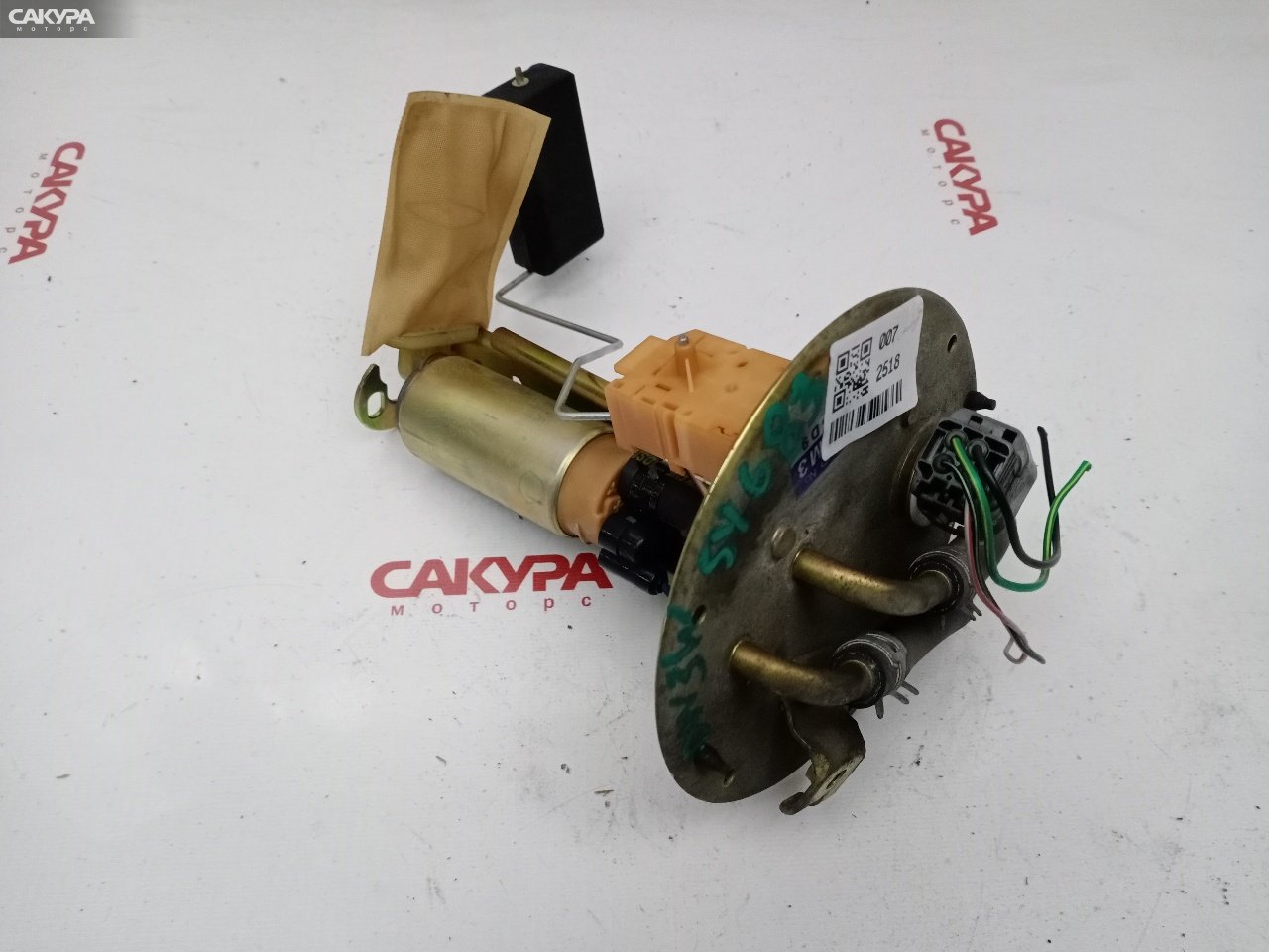 Насос топливный Mazda Demio DW3W B3E: купить в Сакура Красноярск.