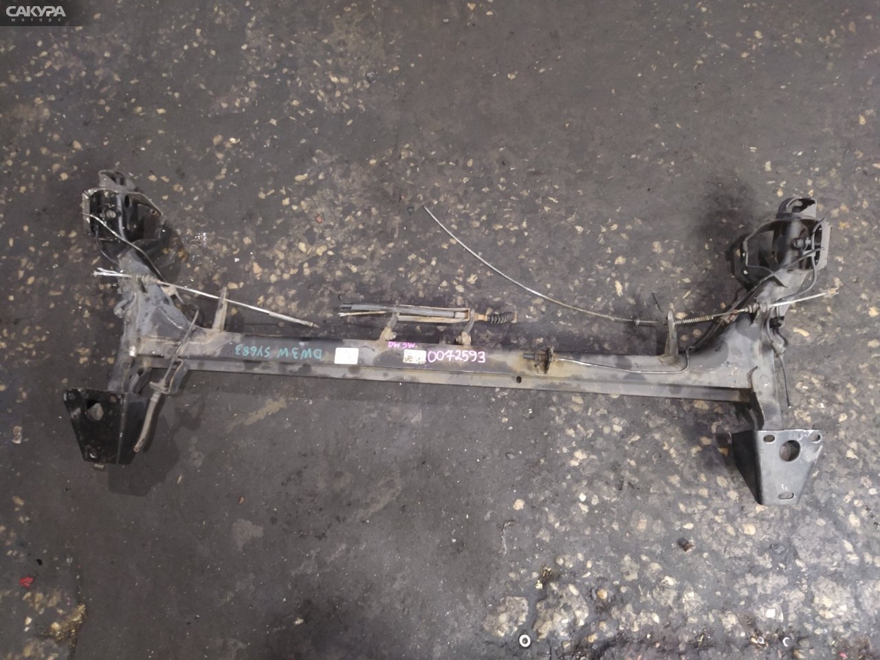 Балка поперечная задняя Mazda Demio DW3W B3E: купить в Сакура Красноярск.