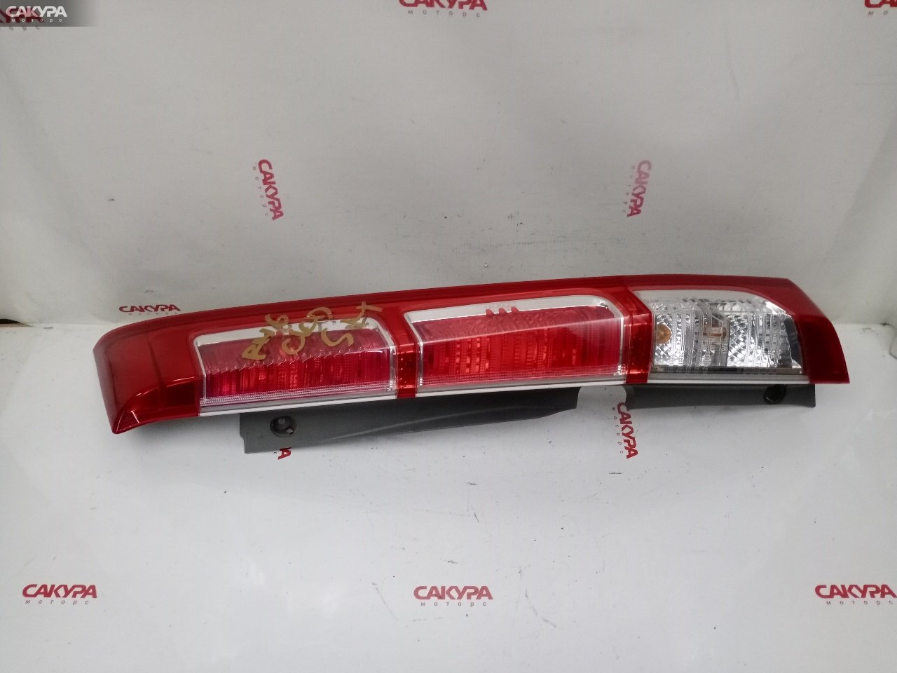 Фонарь стоп-сигнала правый Honda Stream RN6 R18A D079: купить в Сакура Красноярск.