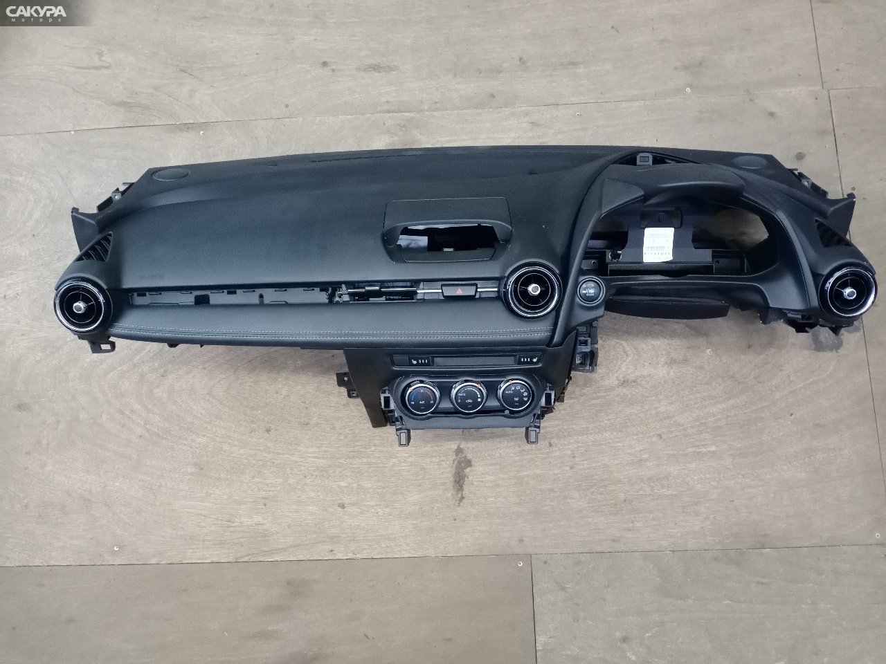 Панель передняя в салон Mazda Demio DJ5FS S5-DPTS: купить в Сакура Красноярск.