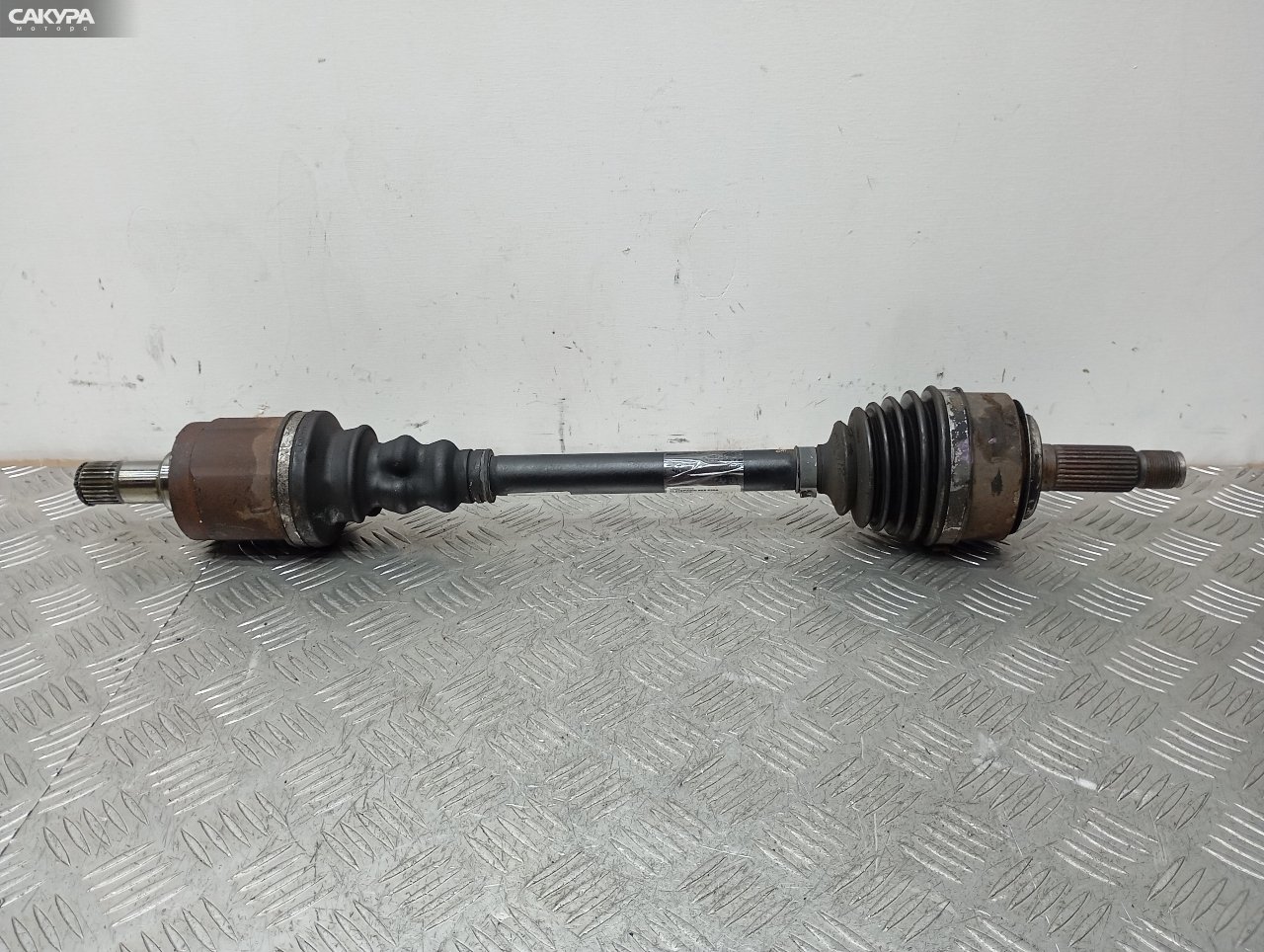 Привод передний левый Honda Stepwgn RK5 R20A: купить в Сакура Красноярск.