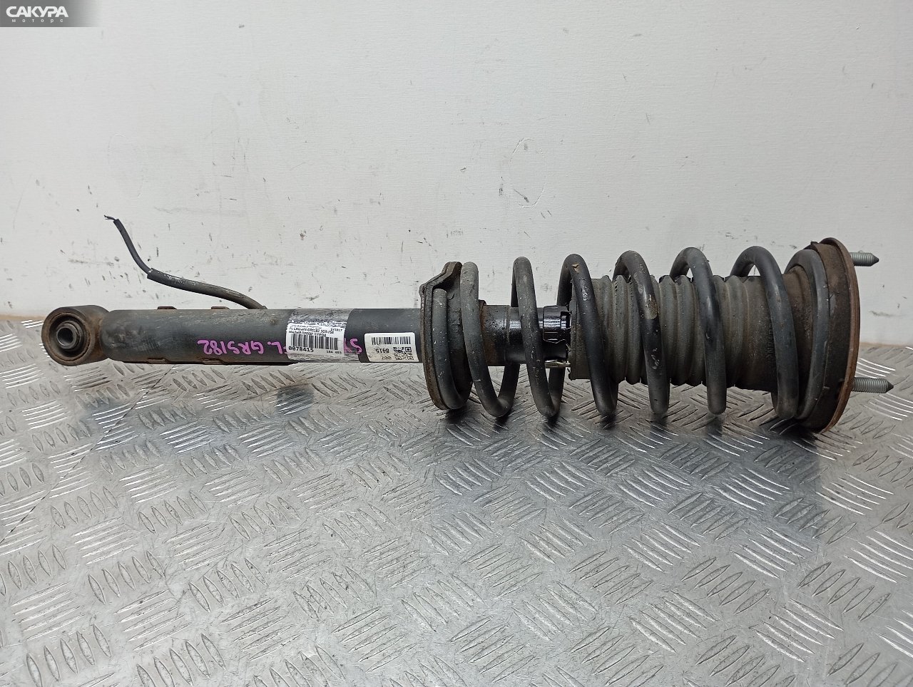 Стойка подвески передняя левая Toyota Crown GRS182 3GR-FSE: купить в Сакура Красноярск.