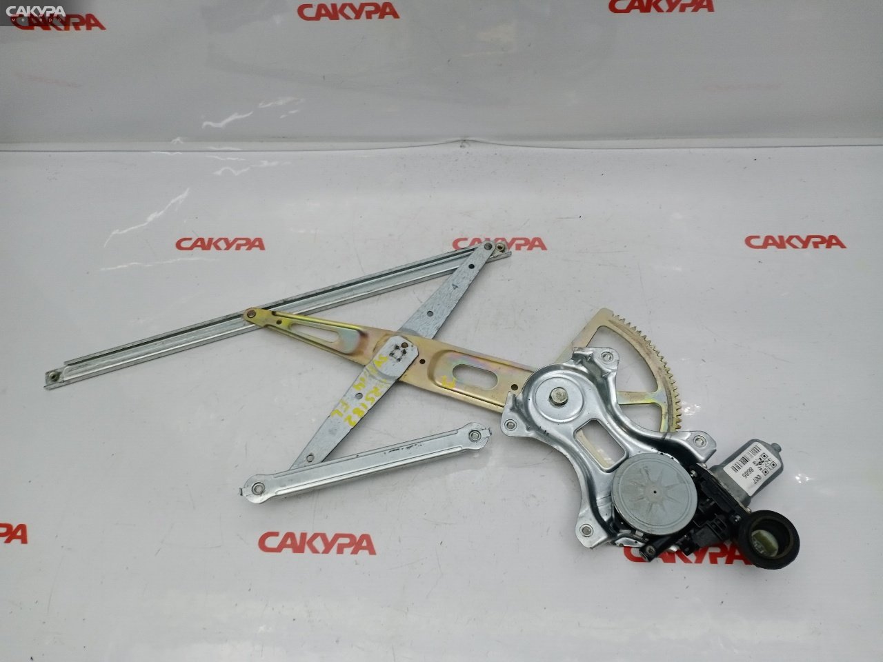 Стеклоподъемник передний левый Toyota Crown GRS182 3GR-FSE: купить в Сакура Красноярск.
