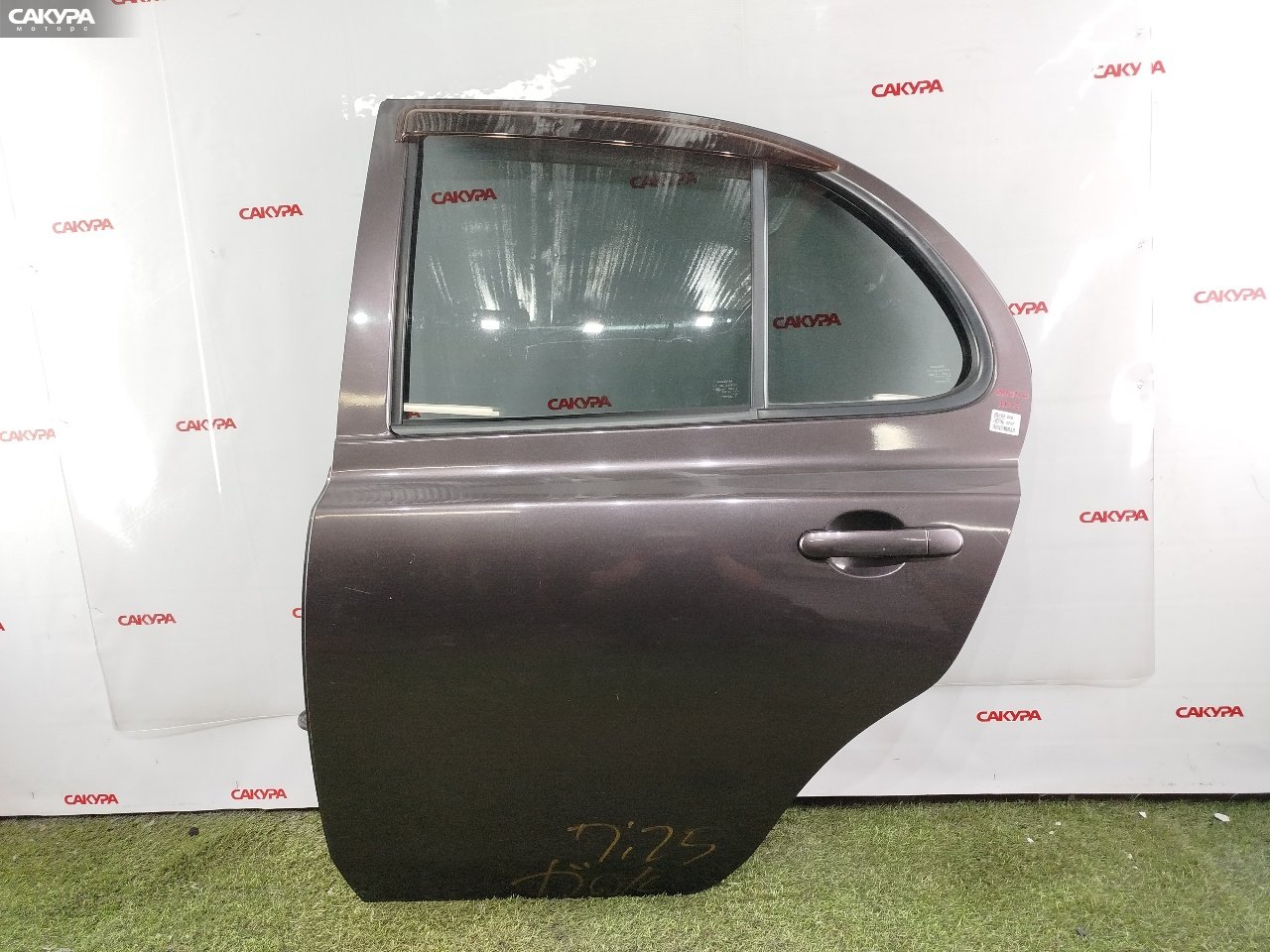 Дверь боковая задняя левая Nissan March AK12 CR12DE: купить в Сакура Красноярск.
