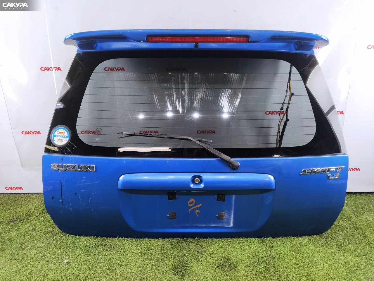 Дверь багажника Suzuki Swift HT51S M13A: купить в Сакура Красноярск.
