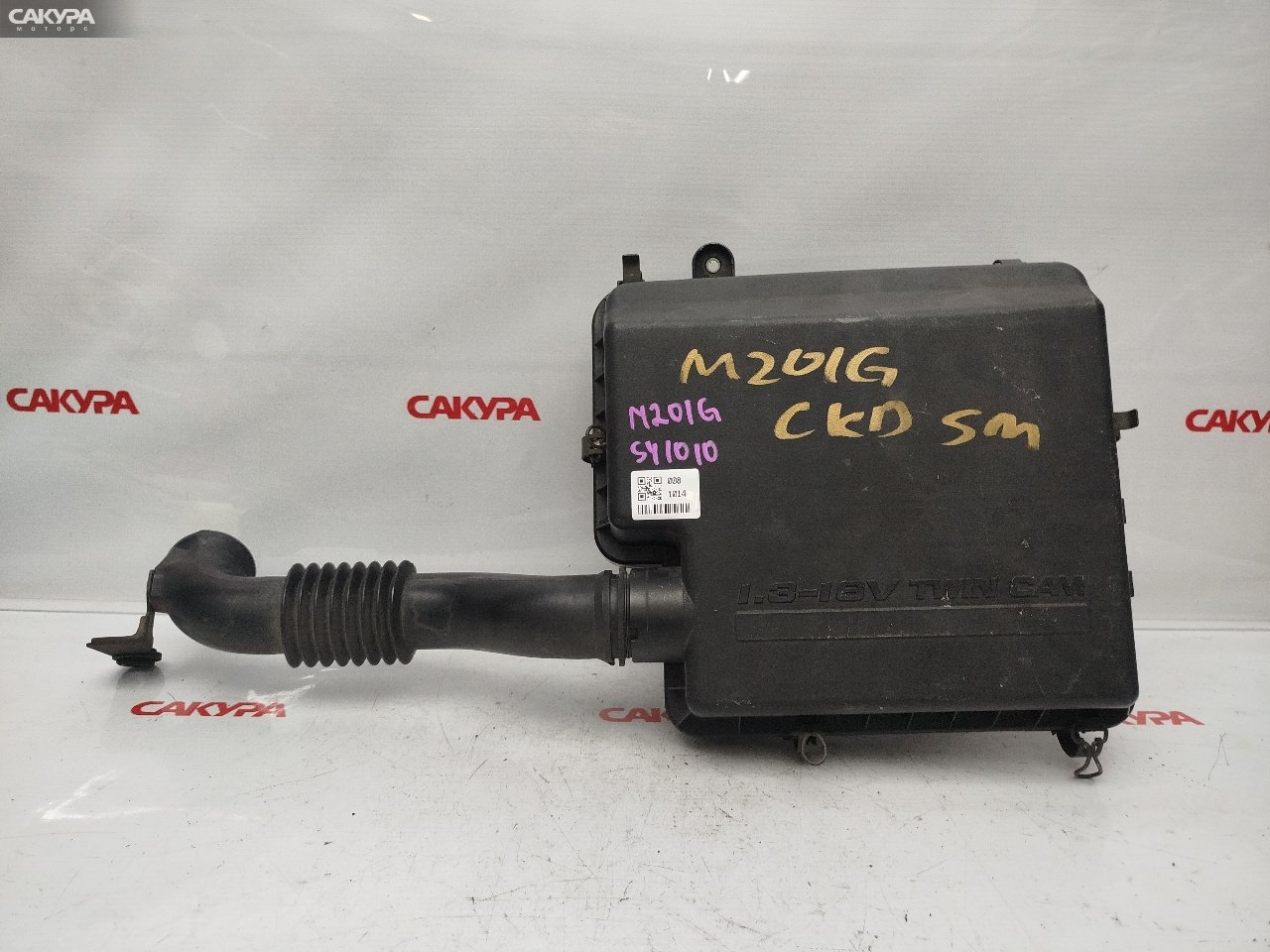 Корпус воздушного фильтра Daihatsu YRV M201G K3-VE: купить в Сакура Красноярск.