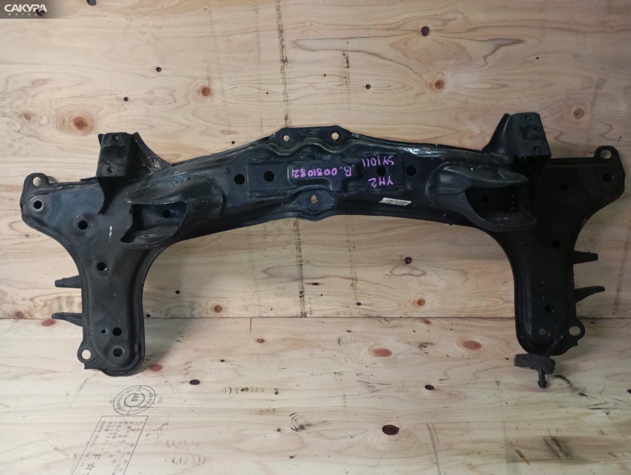 Балка поперечная задняя Honda Element YH2 K24A: купить в Сакура Красноярск.