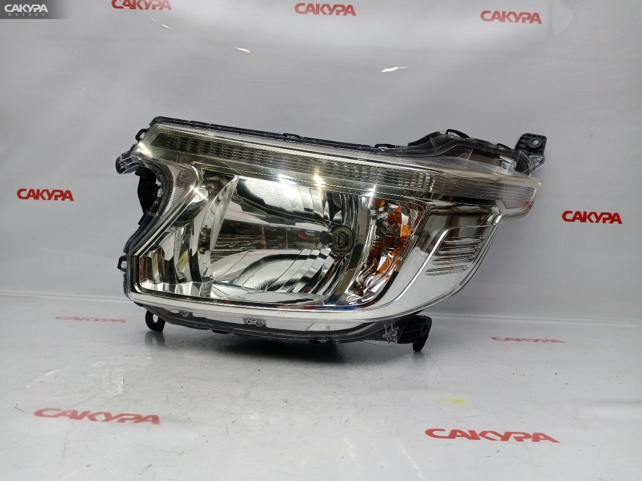 Фара левая Honda N-WGN JH1 S07A W1343: купить в Сакура Красноярск.